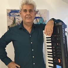 Mario Parmisano artista Yamaha Synth
