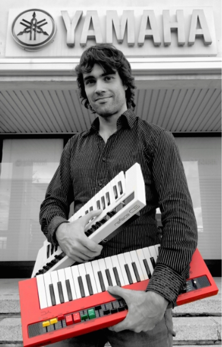 Artista Yamaha Raul Gama