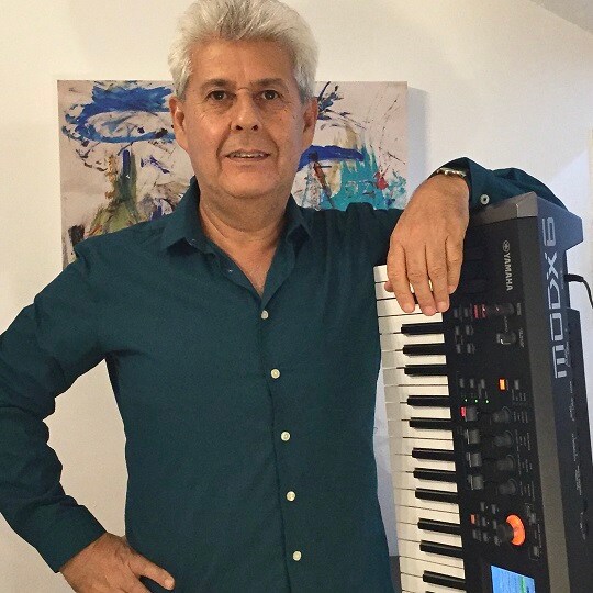 Mario Parmisano artista Yamaha Synth