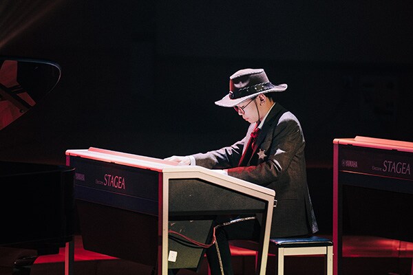 Performers image