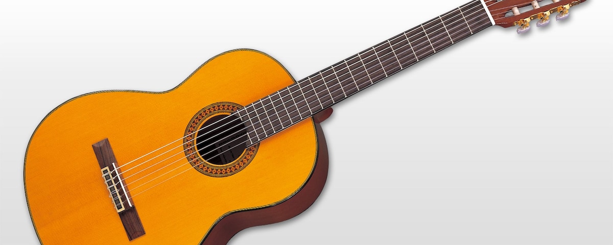 diferencia gancho mendigo C / CX - Descripción - Clásicas y con cuerdas de nailon - Guitarras, Bajos  y Amplificadores - Instrumentos musicales - Productos - Yamaha - España